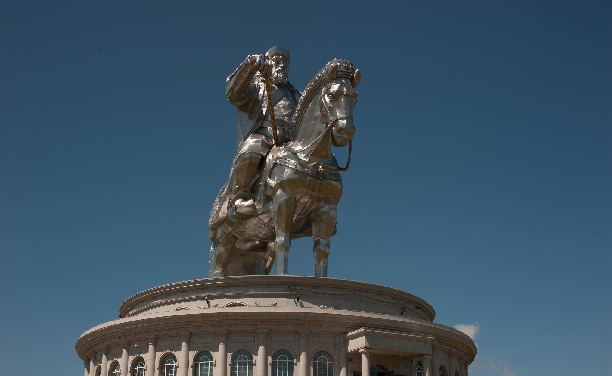 genghis khan statue