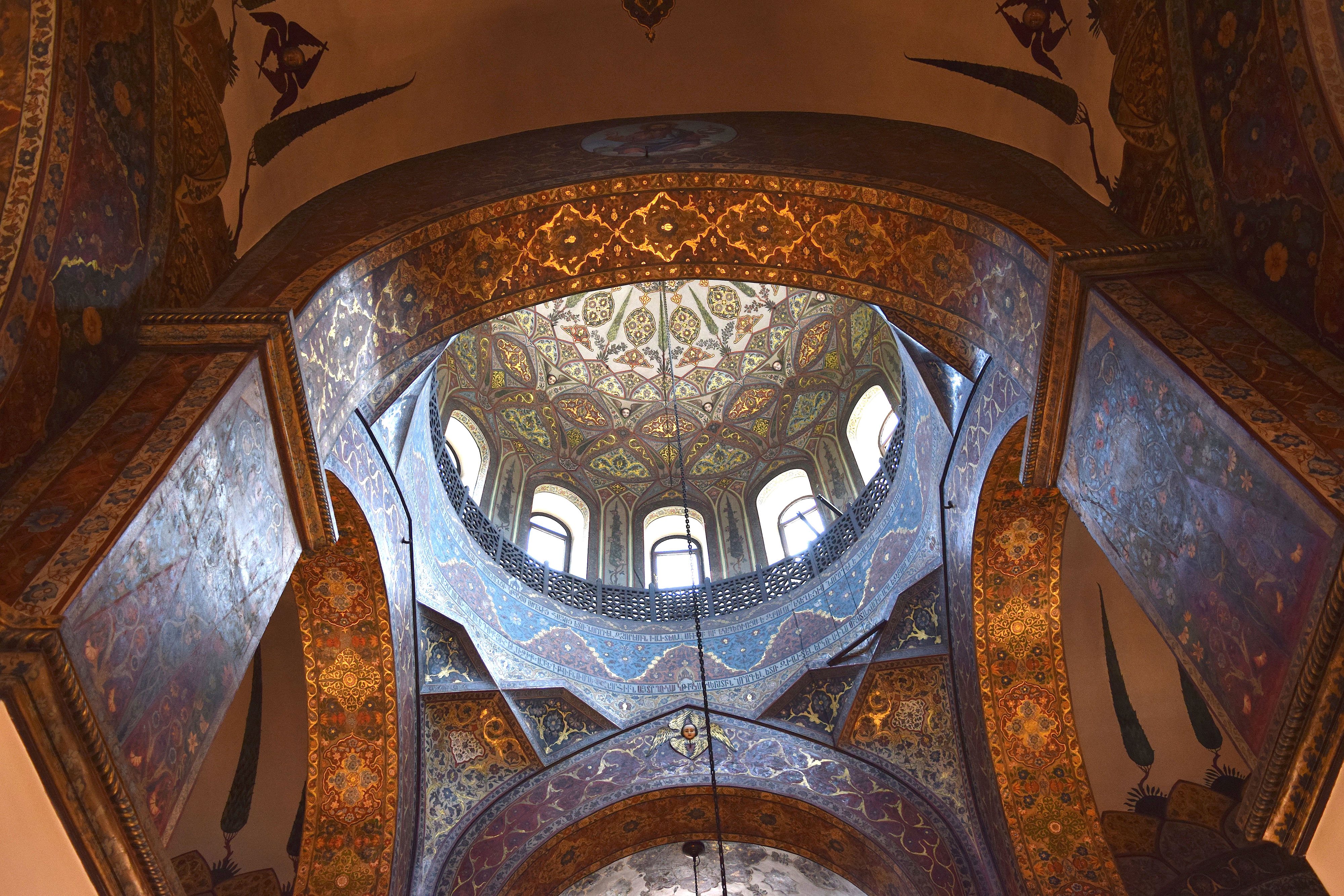 etchmiadzin cathedral interior