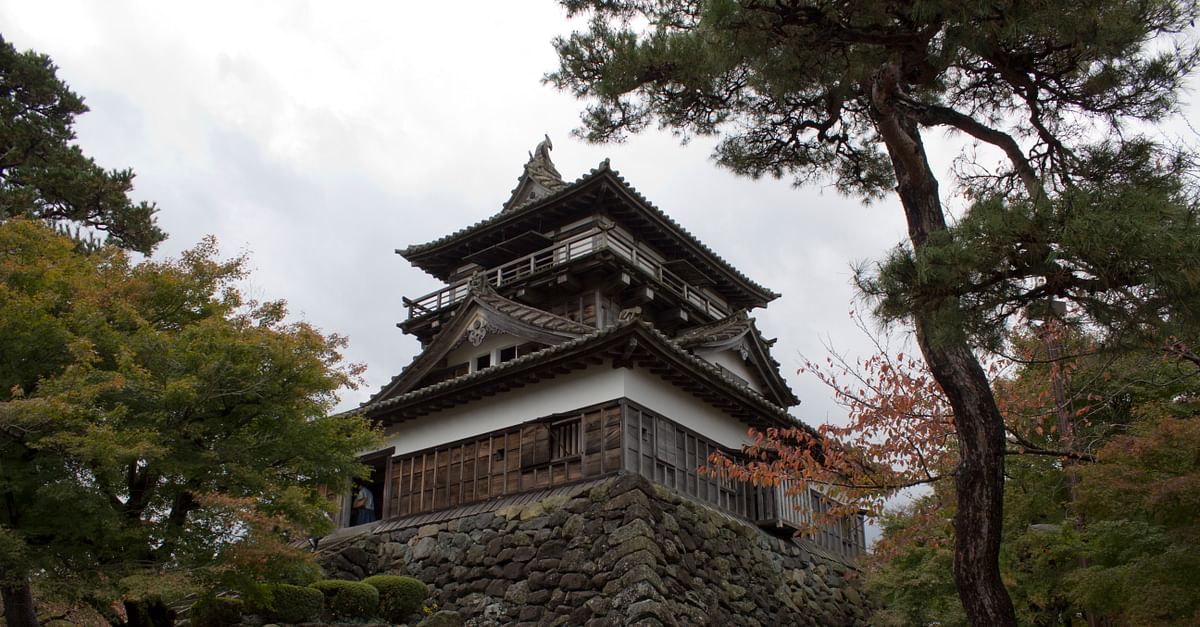 Maruoka Castle (Illustration) - World History Encyclopedia