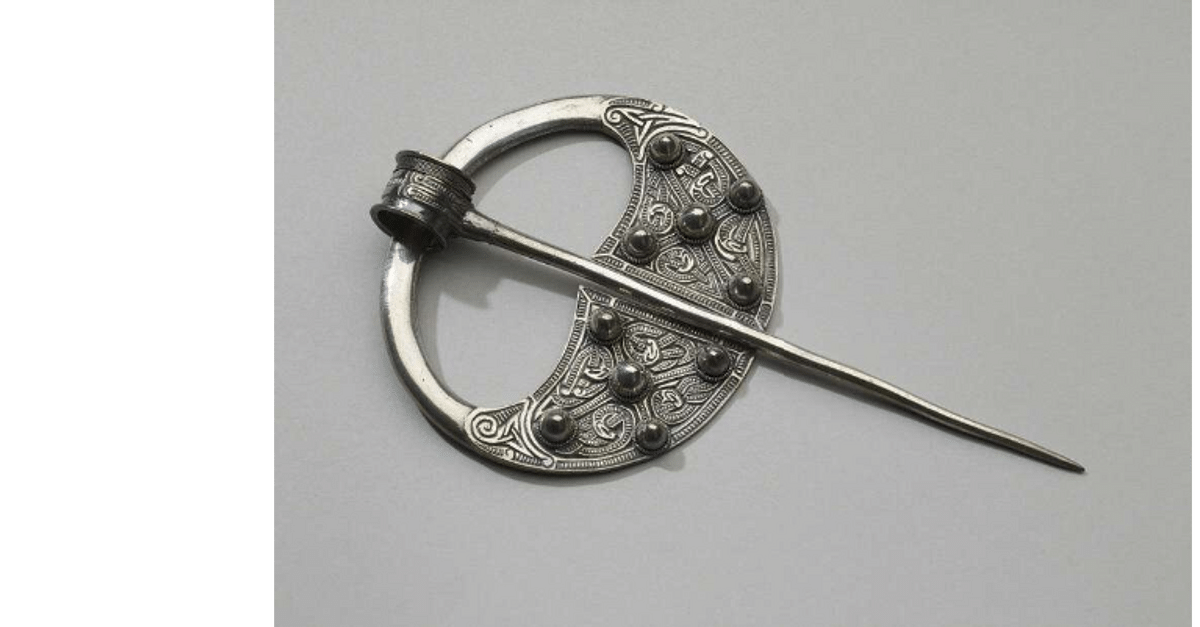 Viking deals penannular brooch