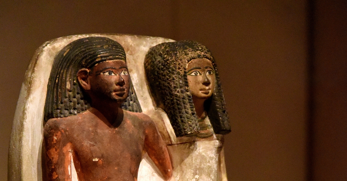 Statue of Husband & Wife from the 18th Dynasty (Illustration) - World ...