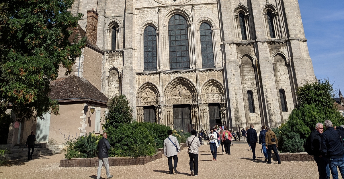 Chartres Cathedral - Front (Illustration) - World History Encyclopedia