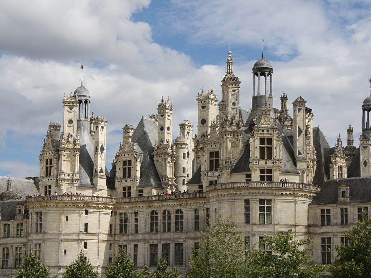 Chimneys, Chateau de Chambord (Illustration) - World History 