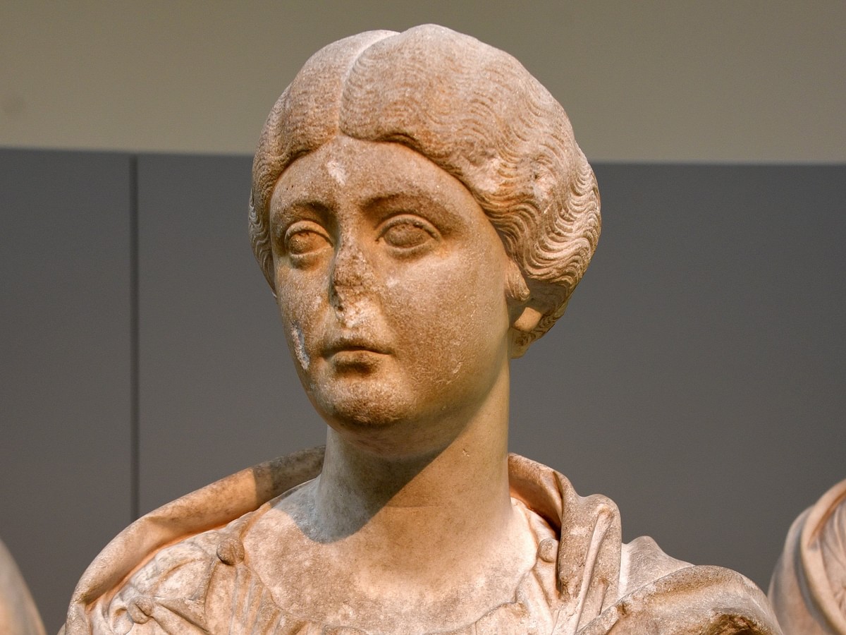 Marble Bust of a Roman Woman (Illustration) - World History Encyclopedia