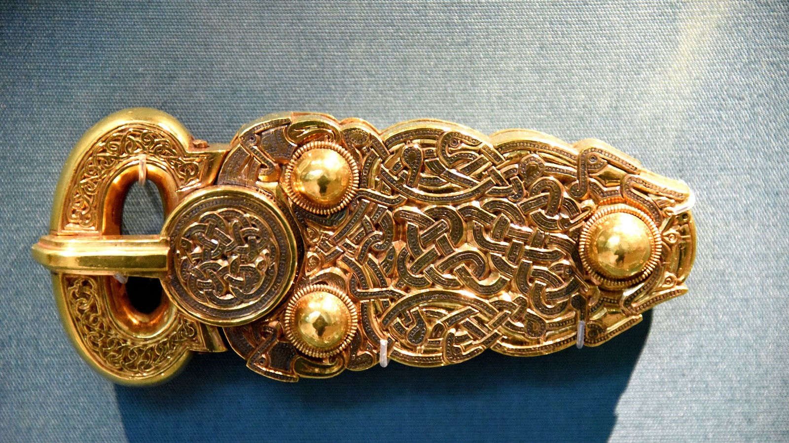 The Sutton Hoo Great Gold Buckle (Illustration) - World History Encyclopedia