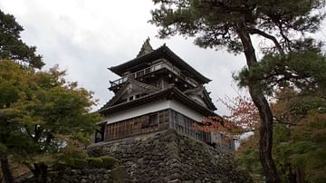 Maruoka Castle