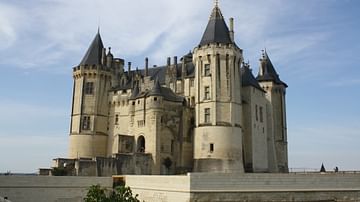 Chateau de Chambord, Front Facade (Illustration) - World History  Encyclopedia