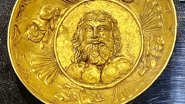 Gold Bowl Depicting Dionysus