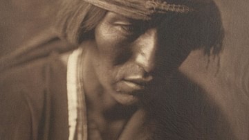 Hastobíga, a Hataałii (Navajo Medicine Man)