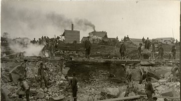 Men Working on the Erie Canal