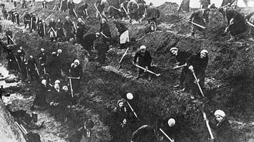 Civilians Digging Defences, Moscow, 1941