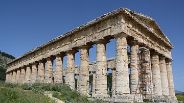 ancient roman architecture columns