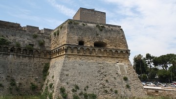 Tower with Batter, Bari