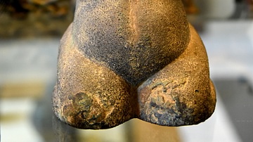 Han Bronze Figure of a Kneeling Man