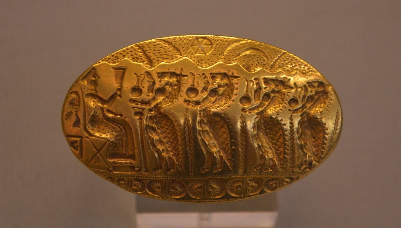 Tiryns Gold Signet Ring (Illustration) - World History Encyclopedia