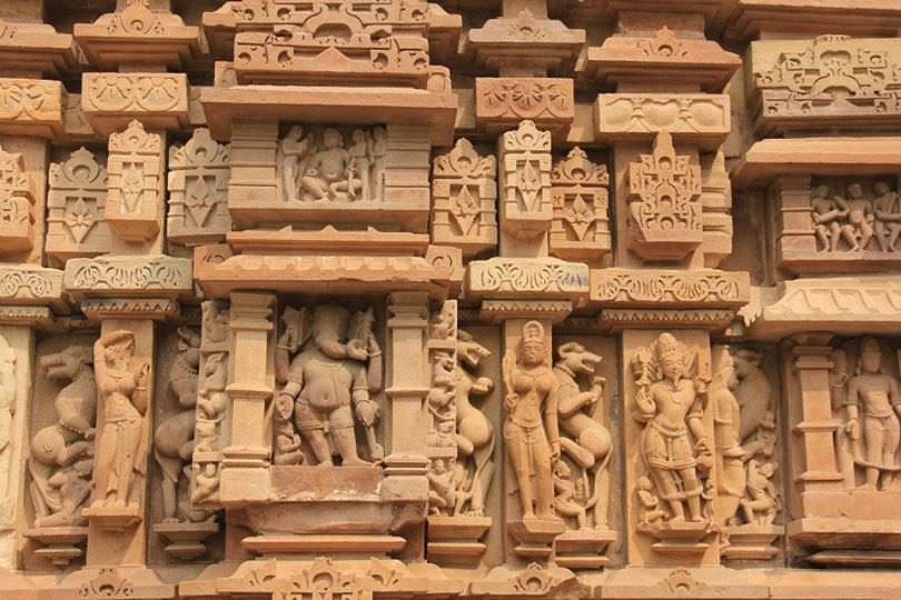 Temple Exterior, Khajuraho (Illustration) - World History Encyclopedia