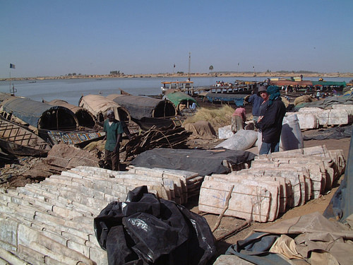Vervoer van zout op de Niger