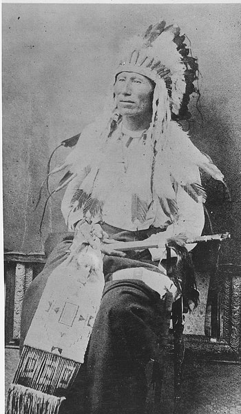 Chief Morning Star (Dull Knife) of the Northern Cheyenne (by Unknown Photographer, Public Domain)