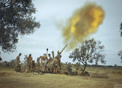 British Artillery Crew, Tunisia, 1943