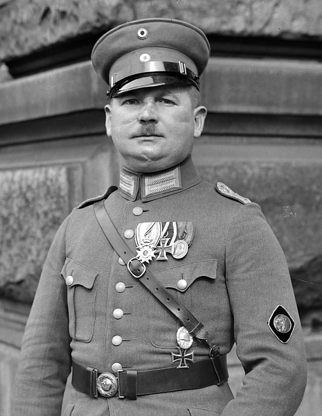 Ernst Röhm, 1924