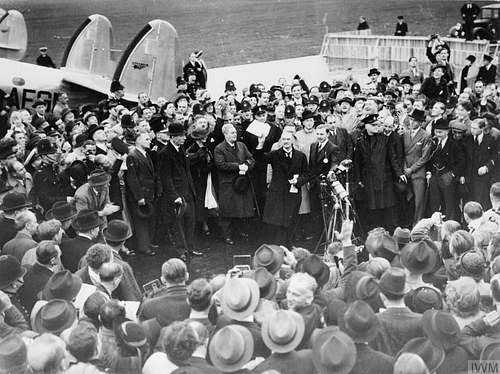 Chamberlain after the Munich Agreement (by Imperial War Museums, CC BY-NC-SA)