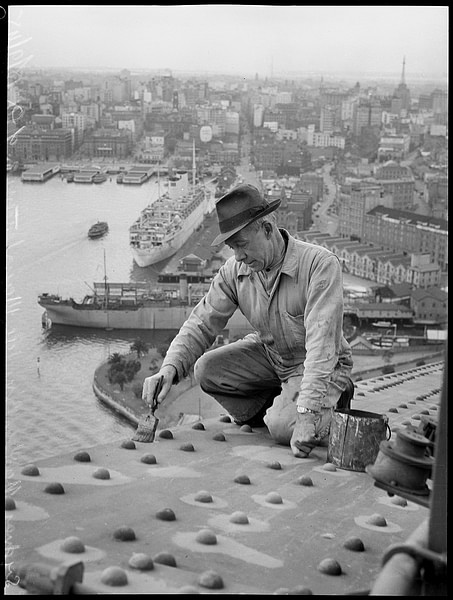 Painting the Sydney Harbour Bridge