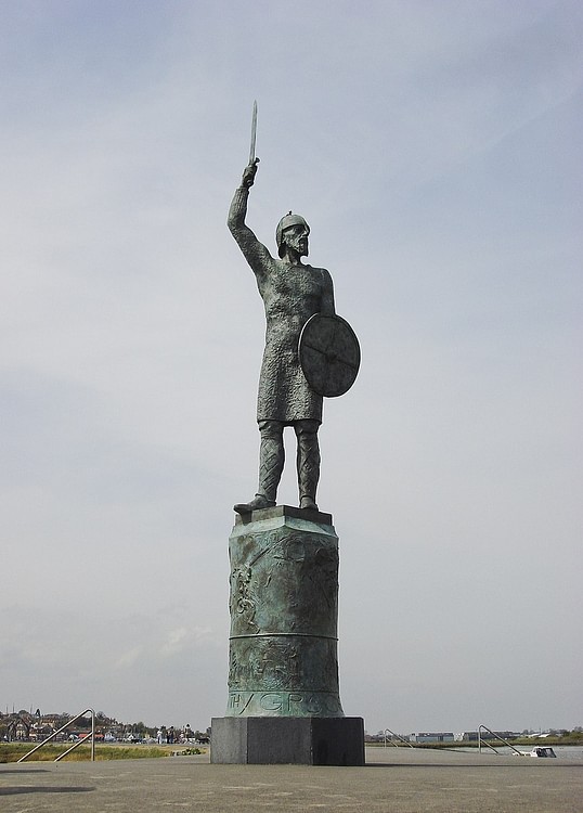 Statue of Byrhtnoth, Ealdorman of Essex