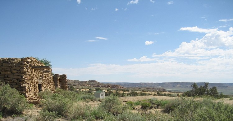 Abandoned Hopi House and View from Oraibi Village