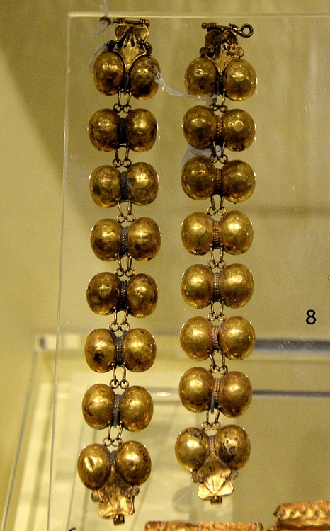 Gold Bracelet from Pompeii
