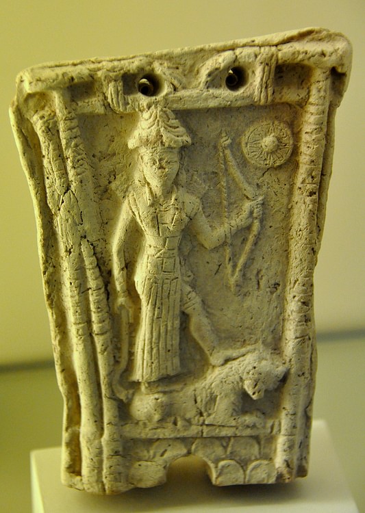 Ishtar Standing on a Lion (Illustration) World History Encyclopedia